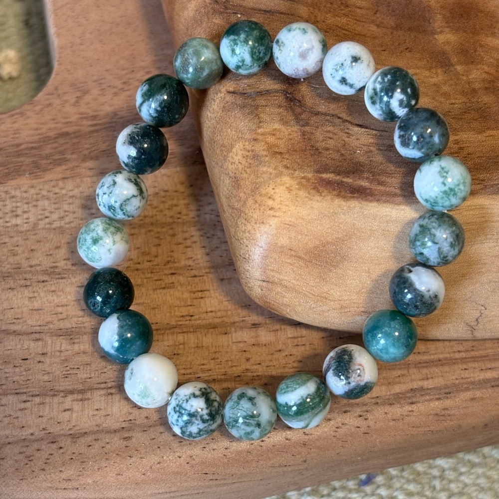 Crystal bracelet.